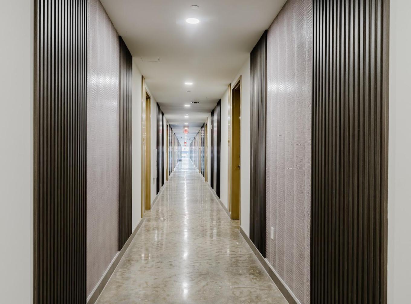 Sejur At Koosh Living Davie Exterior foto